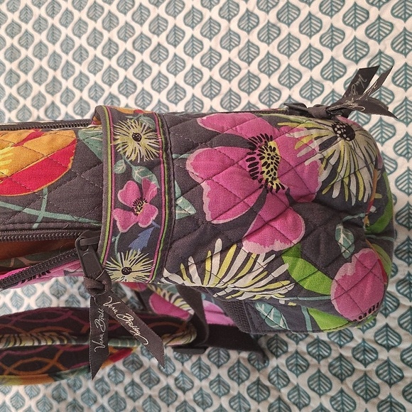 Vera Bradley Jazzy Blooms Large Backpack Retired Vintage Luggage Strap - Picture 10 of 15